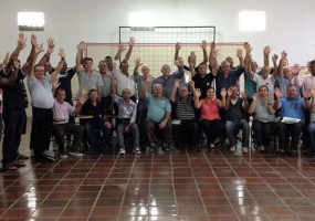 Sindicatos criam frente municipal para combater reformas